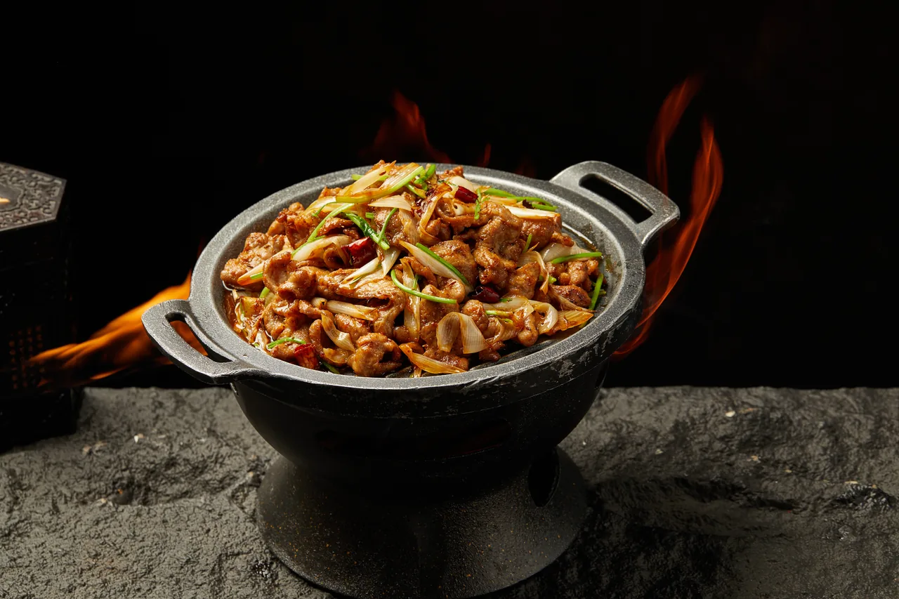 贝勒爷羊肉｜北海明珠餐桌上一道带着京味儿的羊肉菜